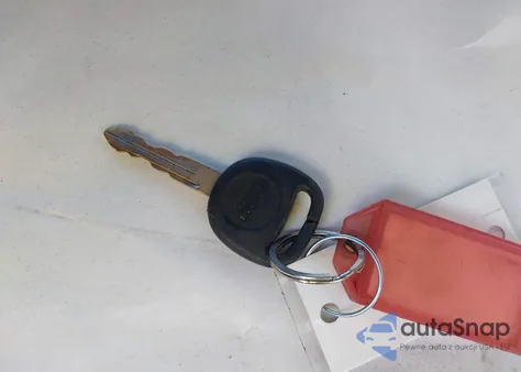 2004 Chevrolet Silverado Work Truck z USA, uszkodzony, nr VIN 1GCHK24U74E231542